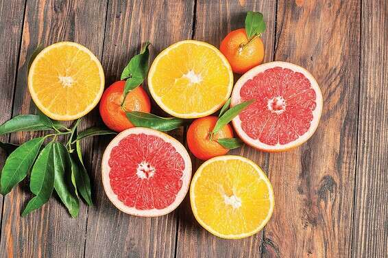 פירות טריים או יבשים? // צילום: GettyImages