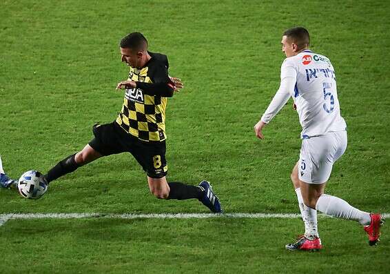 עידן ורד. רוצה לשכוח מהמשחק מול מכבי חיפה // צילום: דני מרון