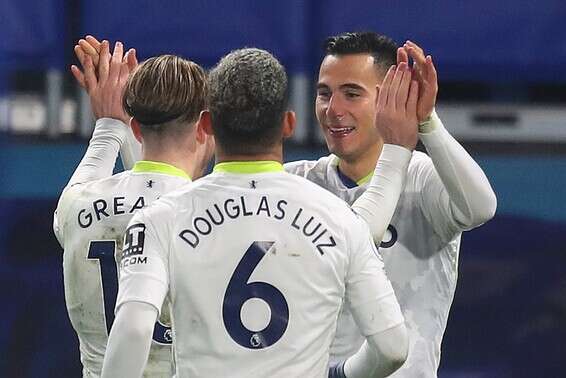 אל גאזי חוגג תיקו מול צ'לסי // צילום: AP