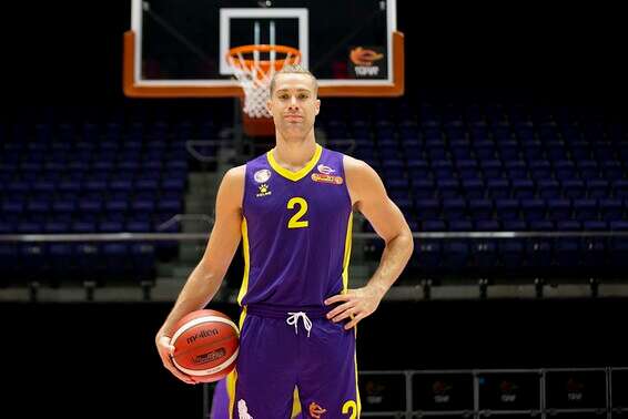 "החלטתי לבחור להיות חיובי" // צילום: אודי ציטיאט