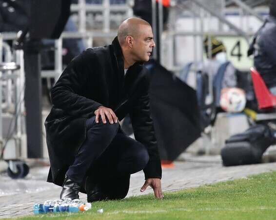 גיא לוזון על הקווים // צילום: דני מרון