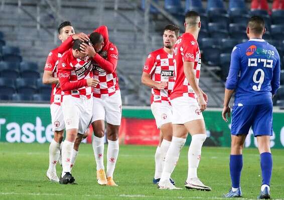 הפועל ב"ש חוגגת את השוויון מול מכבי פ"ת // צילום: דני מרון