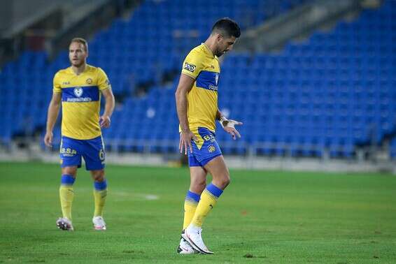 כהן מאוכזב לאחר החמצה, הערב בנתניה // צילום: עמי שומן