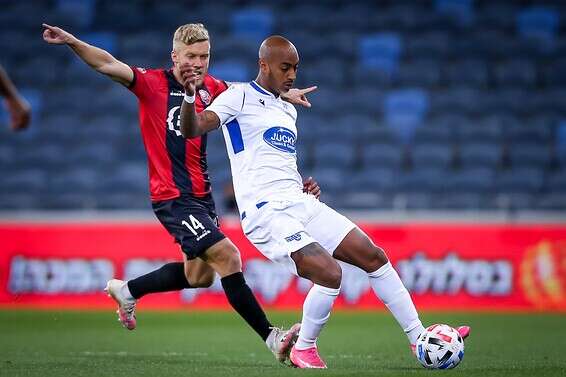 ברסקי משגיח על אינברום, הערב // צילום: מאור אלקסלסי