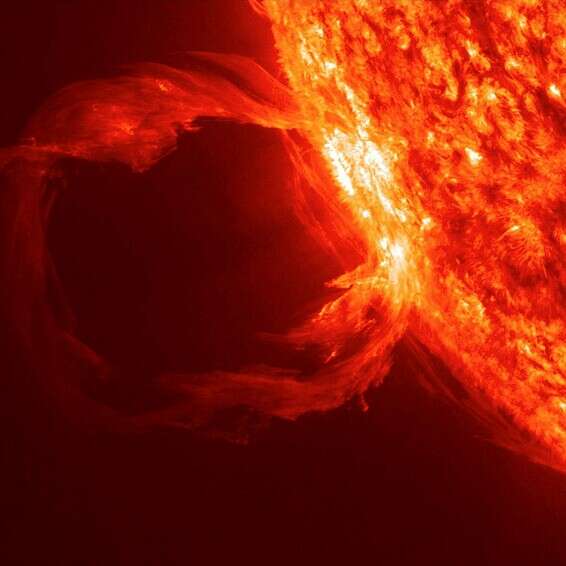 השמש תחמם את כדור הארץ // צילום: AP/NASA