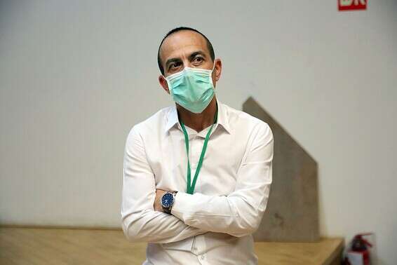 אופטימי, למרות העלייה בתמותה. פרופ' רוני גמזו // צילום: גדעון מרקוביץ