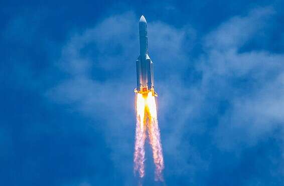 שיגור מוצלח // צילום: EPA