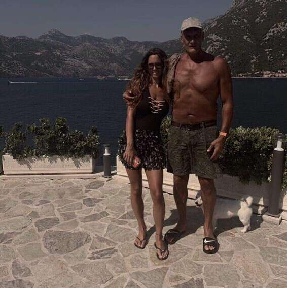 עם בתו יובאנה. שומר על הגזרה גם בימים אלה // צילום: פייסבוק