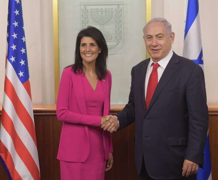 ראש הממשלה נתניהו והשגרירה היילי בירושלים // צילום: