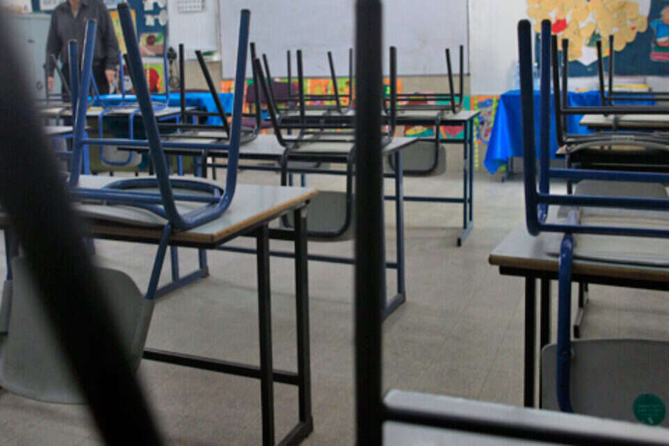 פחות אלימות פיזית, יותר אלימות מילולית // פחות אלימות פיזית, יותר אלימות מילולית ,