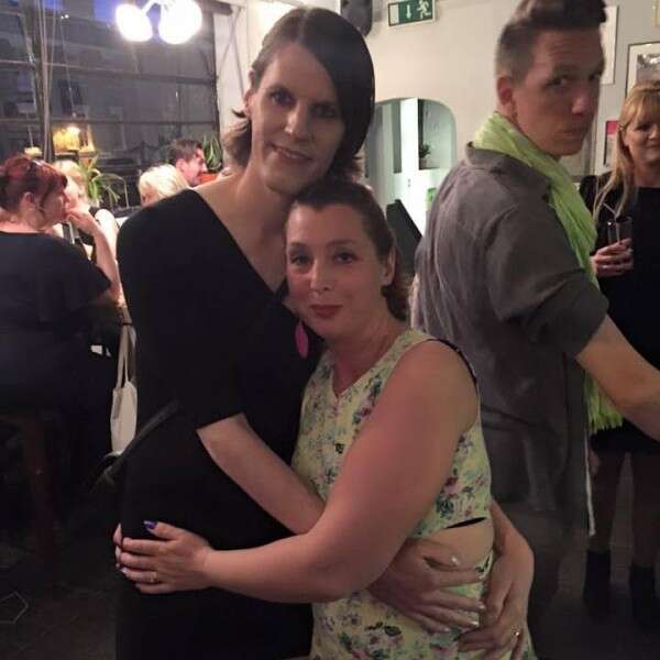 "כמו לצאת עם בן אדם חדש"; איימי ומליסה // צילום: פייסבוק