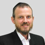 אברהם יוסטמן