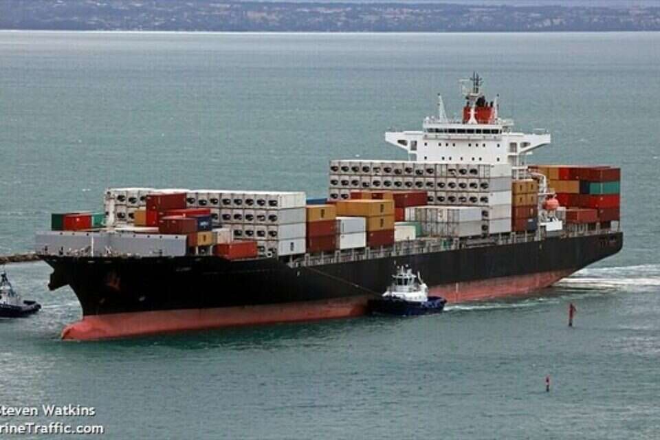 הספינה בבעלות ישראלית "לורי" שהותקפה במרץ , marinetraffic.com