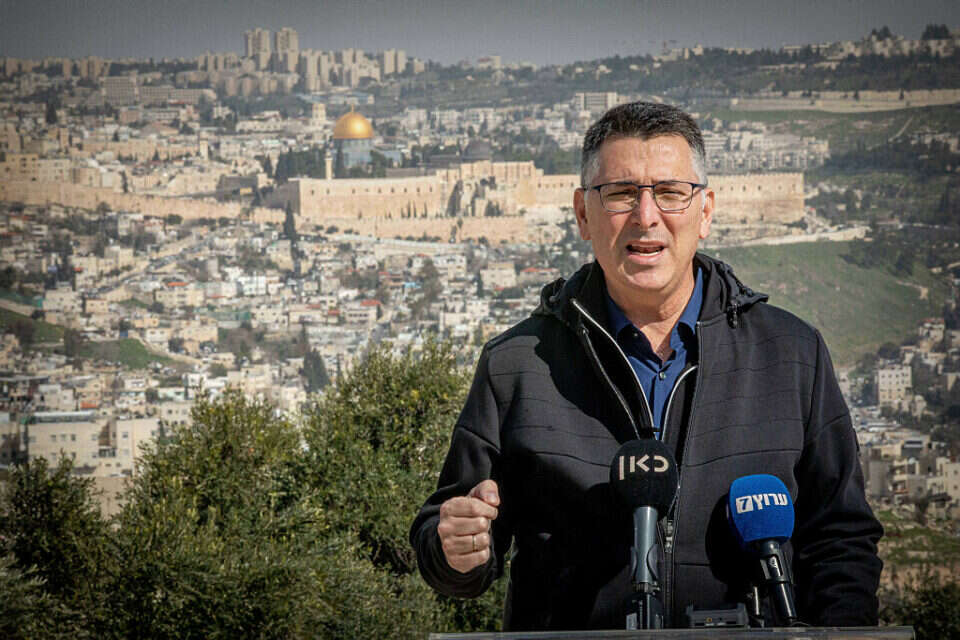 כיוון חדש לקמפיין מדשדש? סער


 , אורן בן חקון