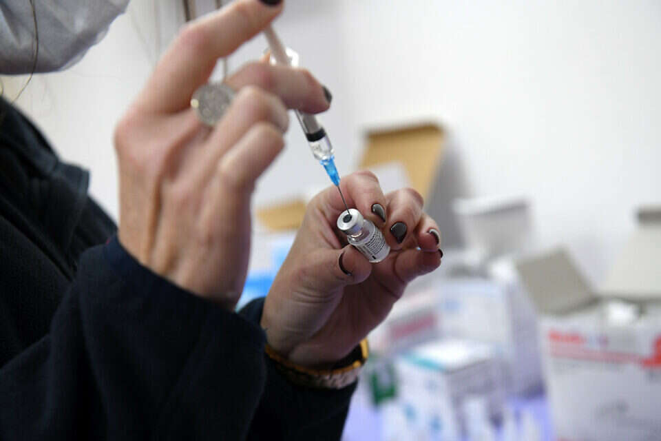 שאיבת מנת חיסון מבקבוקון , יוסי זליגר
