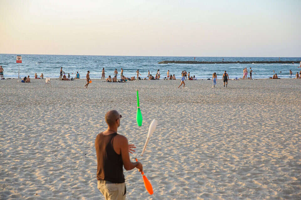 במהלך סוף השבוע יורגשו עומסי חום במקומות רבים בארץ , יהושע יוסף