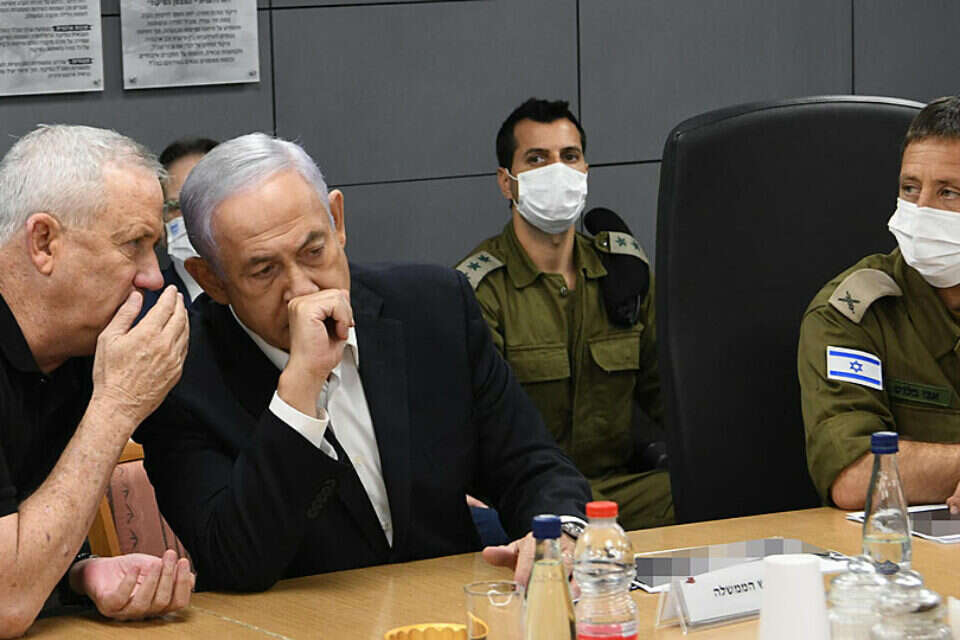 נתניהו וגנץ בהתייעצות בטחונית , עמוס בן גרשום - לע"מ