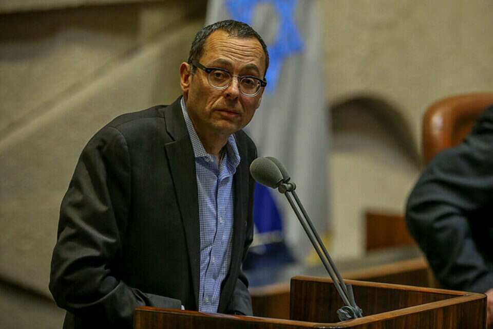 ח"כ צבי האוזר , אורן בן חקון