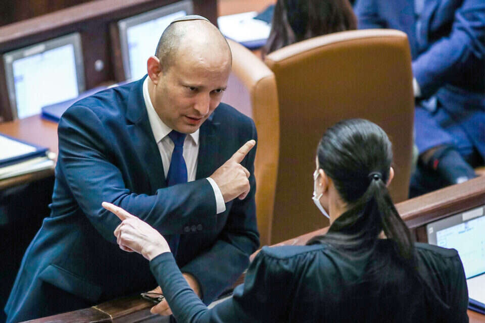 נפתלי בנט ומרב מיכאלי , צילום: אורן בן חקון