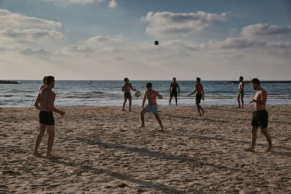 אפיק עונתי גורם למזג האוויר להיות מתאים לעונה , יהושע יוסף