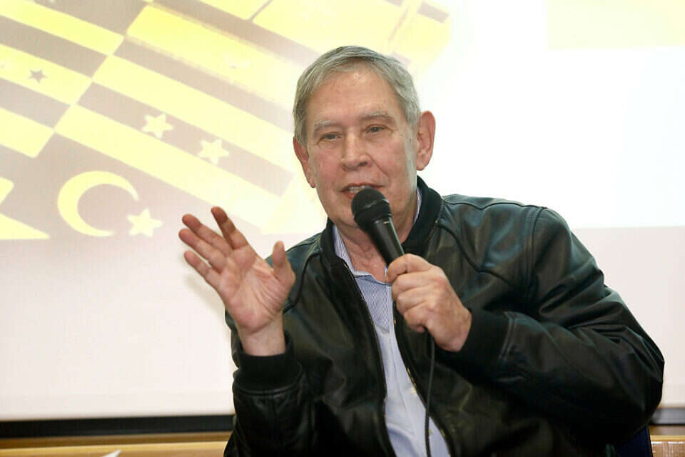 ראש המוסד לשעבר תמיר פרדו , גדעון מרקוביץ'