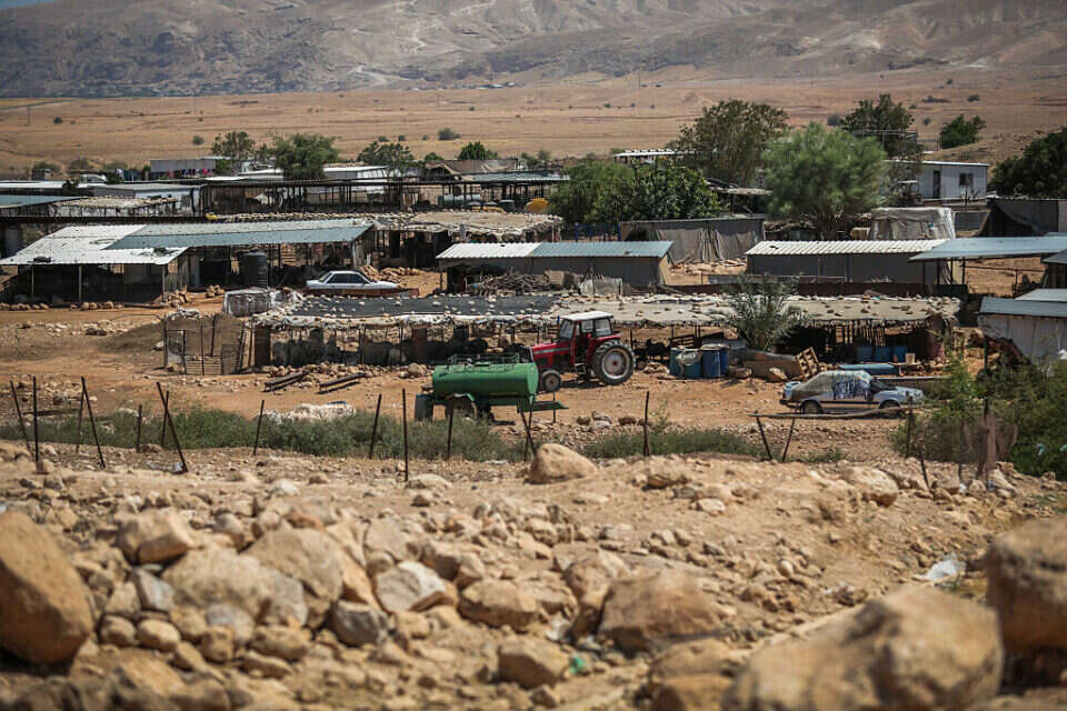פגעו בגדר הבקר בקעת הירדן. אילוסטרציה , אורן בן חקון