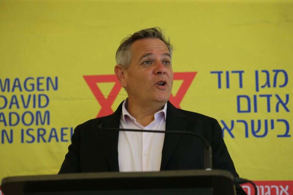 השר הורוביץ , אורן בן חקון