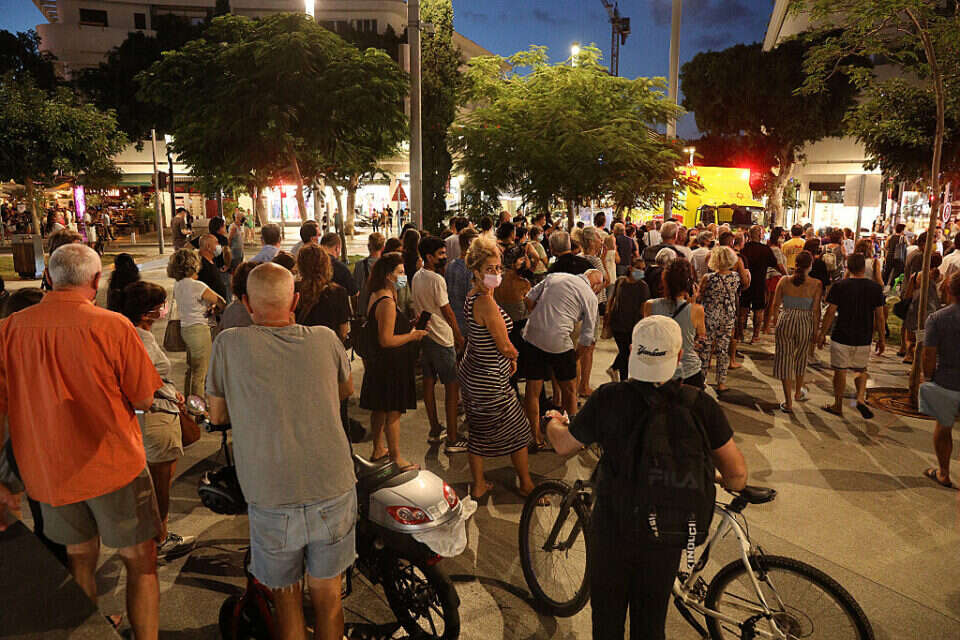 מבצע החיסונים בכיכר דיזנגוף. עדיין אין מספיק סולידריות , קוקו