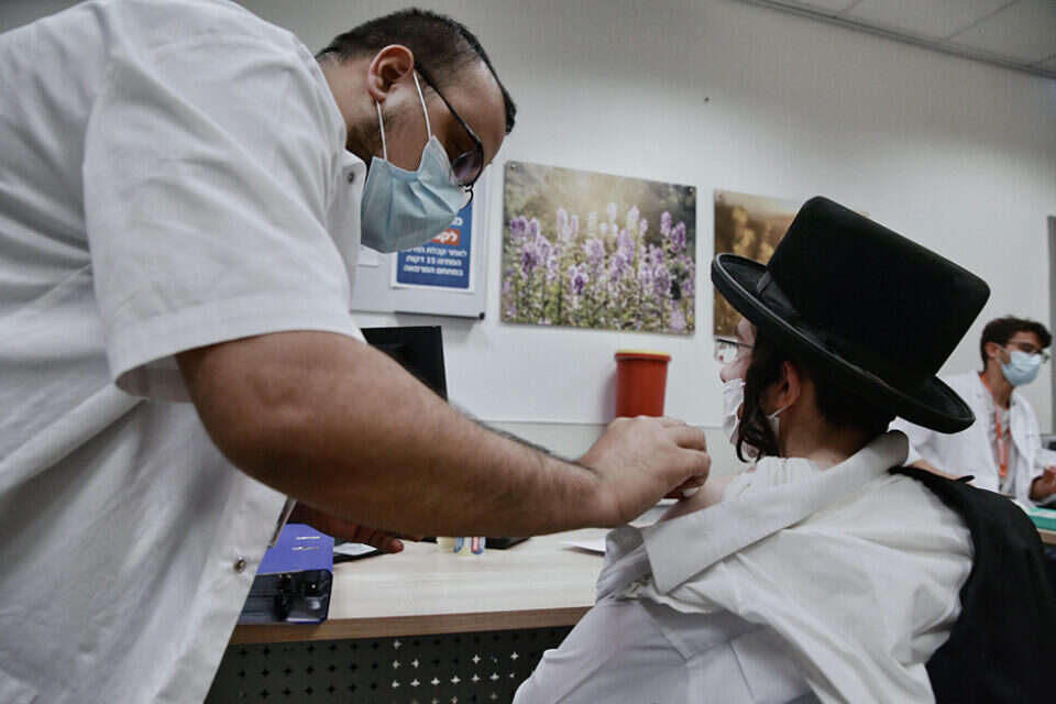 חיסונים במגזר החרדי (למצולמים אין קשר לכתבה) , יהושע יוסף