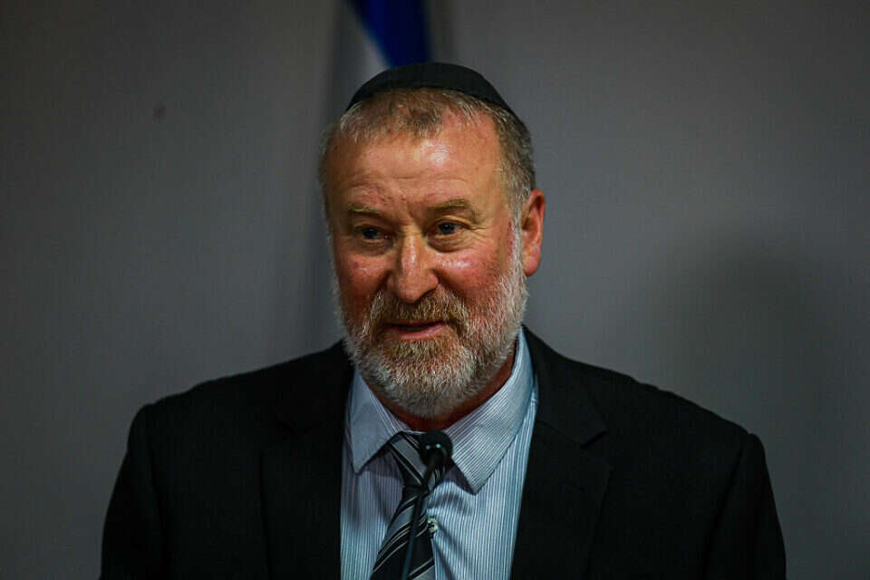 היועמ"ש מנדלבליט , אורן בן חקון