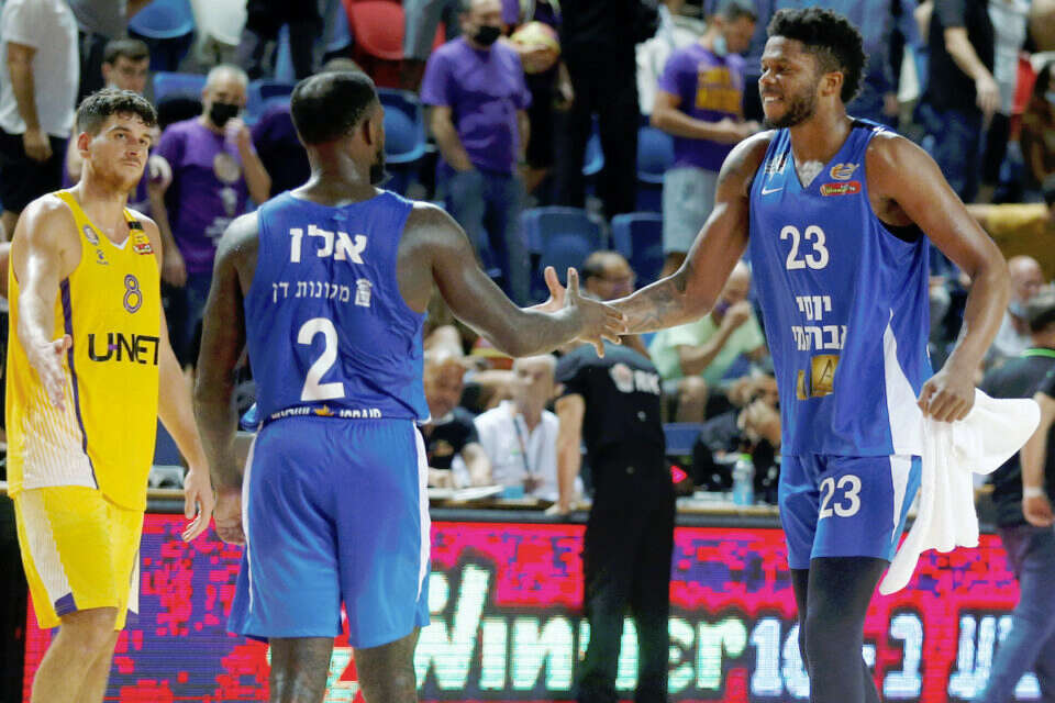 הפועל חולון חוגגת ,