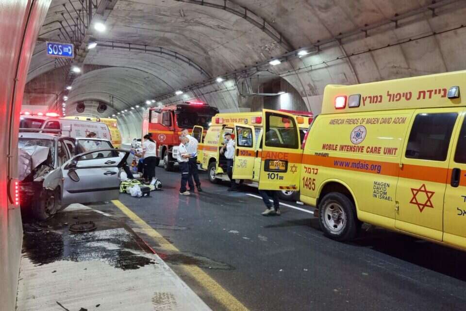 התאונה בכביש 6 , דוברות מד"א