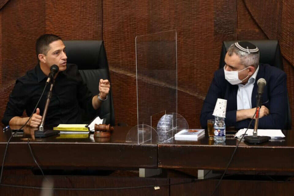 ראש העיר דנילוביץ' מארח את השר אלקין , דיאגו מיטלברג