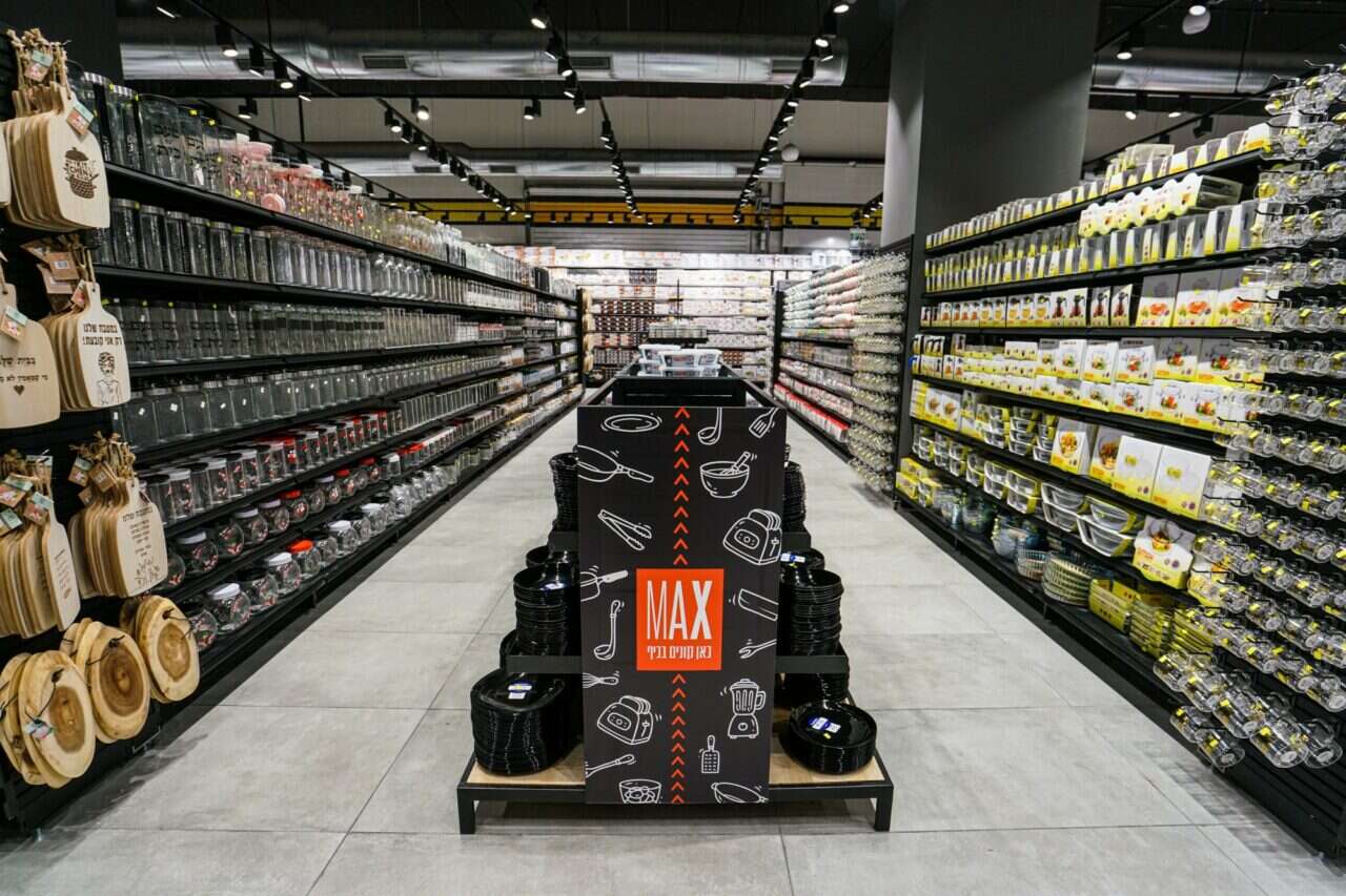 Max Stock expands operations: this is the chain's new move