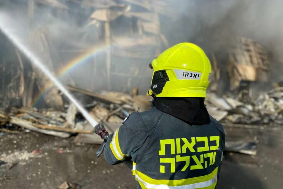 השריפה בקלנסווה , תיעוד מבצעי כבאות והצלה לישראל