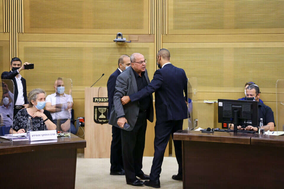 ח"כ אחמד טיבי מוצא מהדיון , נועם מושקוביץ, דוברות הכנסת