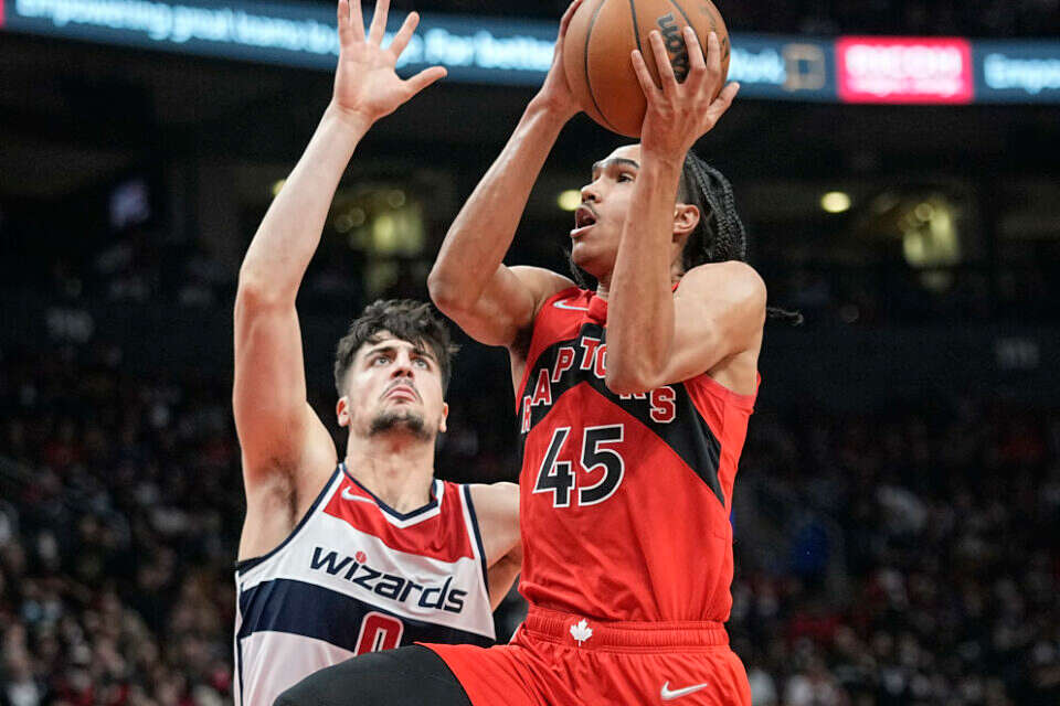 דני אבדיה מול דלאנו בנטון , USA TODAY Sports