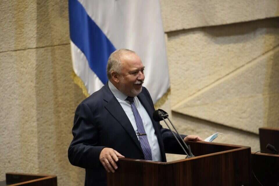 ליברמן נואם במליאה // צילום: נועם מושקוביץ, דוברות הכנסת , 