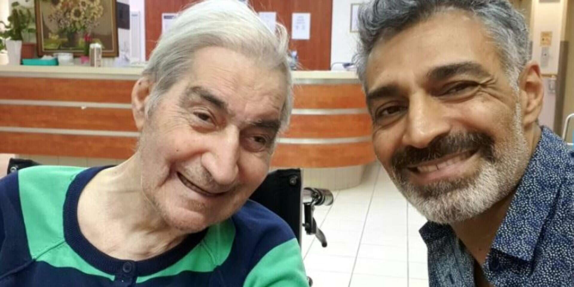 "עושים דברים מזעזעים". רפאלי עם אביו , פייסבוק