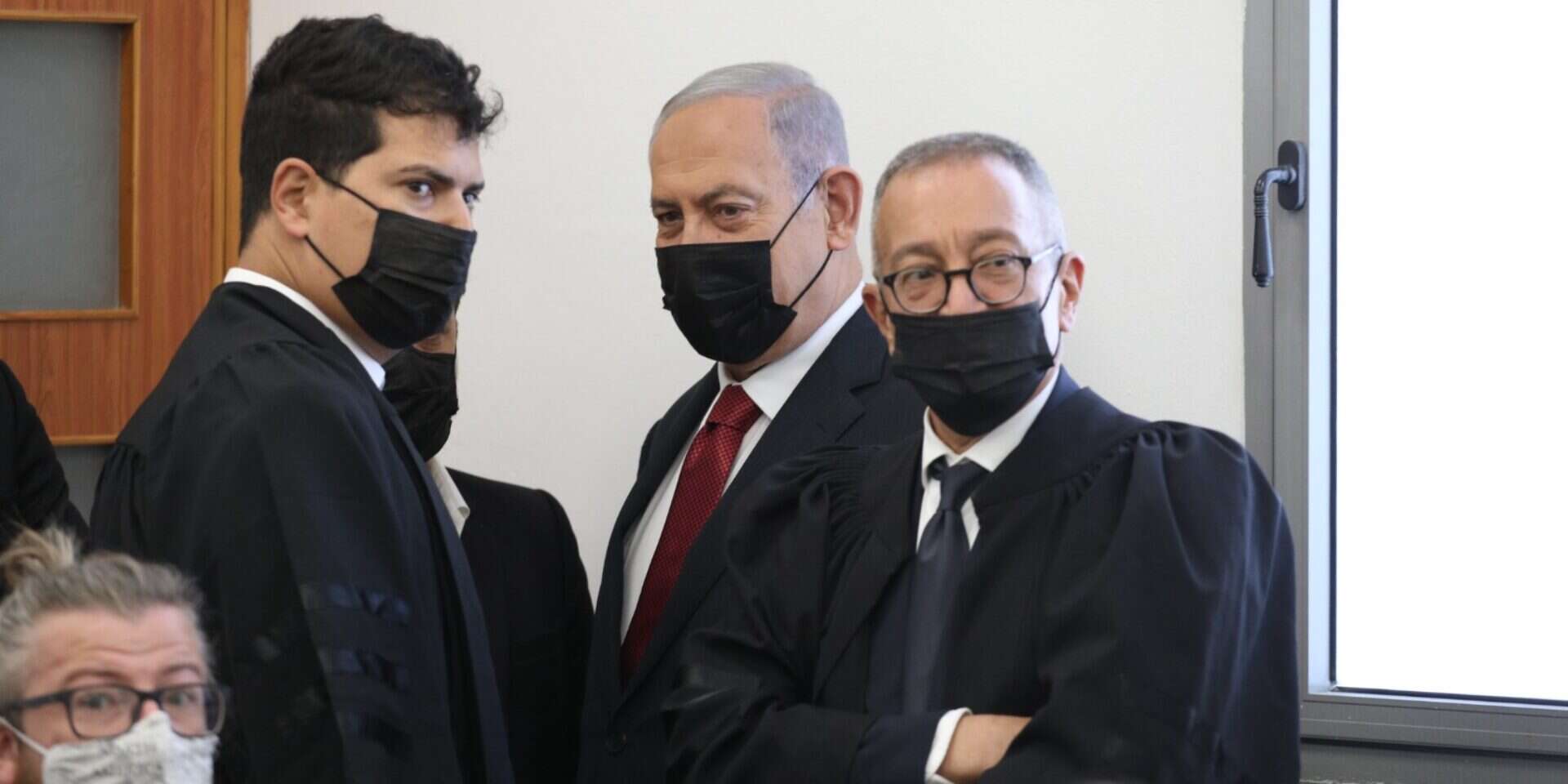 נתניהו ועורכי דינו בביהמ"ש המחוזי , אמיל סלמן
