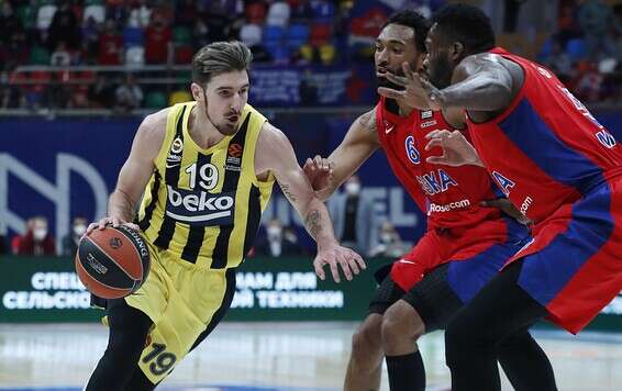 דה קולו, הערב מול האקסית // צילום: אי.פי.אי