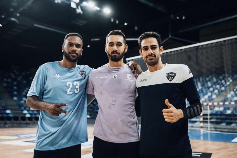 טפר ומוסינדי וביניהם ליאור גורמן , איגוד הכדוריד