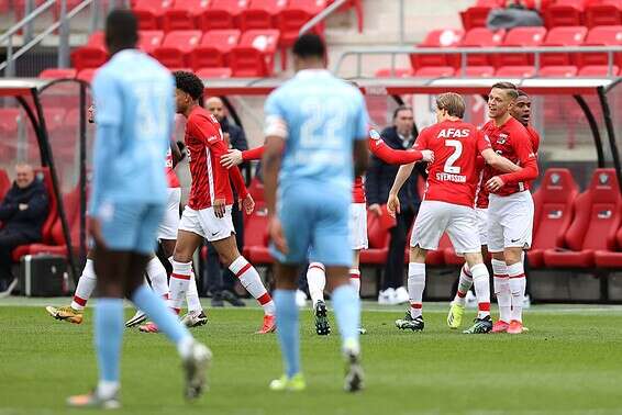 שחקני אלקמאר חוגגים, היום // צילום: Gettyimages