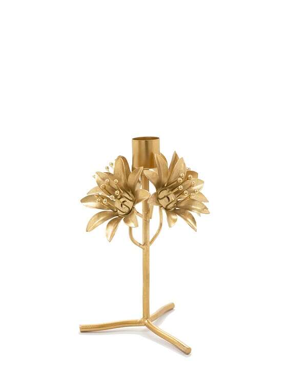 פמוט מתכת מוזהב, FOX HOME //צילום: טל טרי