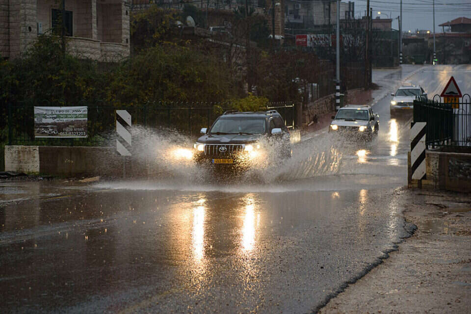 כבישים מוצפים בצפון , אייל מרגולין - ג'יני