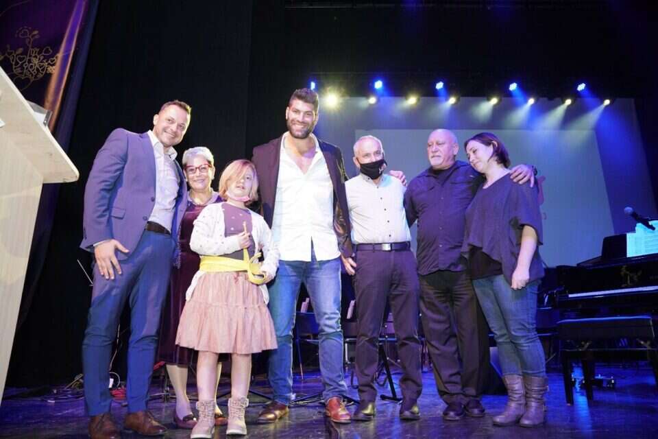 ששון עם אליסיה, אמש , רן זרנגר
