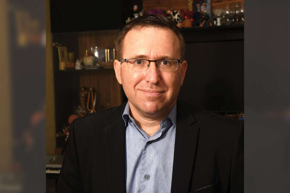 פרופסור חגי לוין  , יוסי זליגר