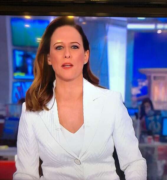 לבנה ורשמית // צילום: דנה ירון