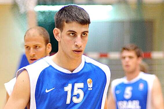 ג'סאר כשחקן נבחרת העתודה, 2009 // צילום: ברני ארדוב