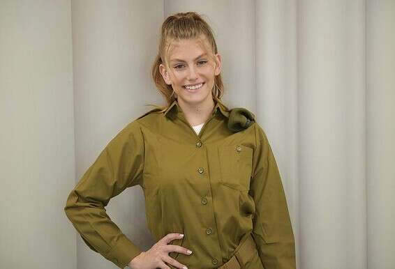 במדים. "היה לי קשה עם הפקודות, אבל בלעתי הכל ובסוף הסתדרתי"